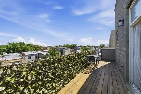 2642 West Chicago Avenue Chicago IL 60622