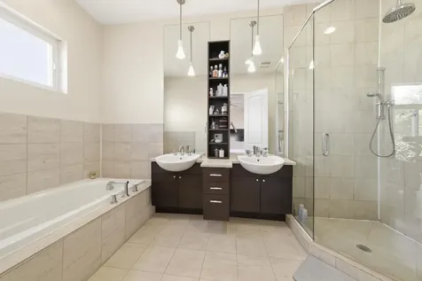 2642 West Chicago Avenue Chicago IL 60622