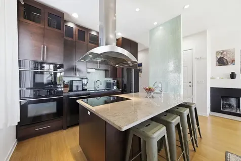 2642 West Chicago Avenue Chicago IL 60622