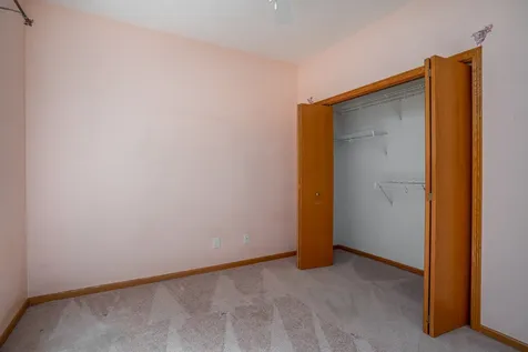 3147 4TH Street Moline IL 61265