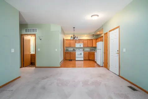 3147 4TH Street Moline IL 61265