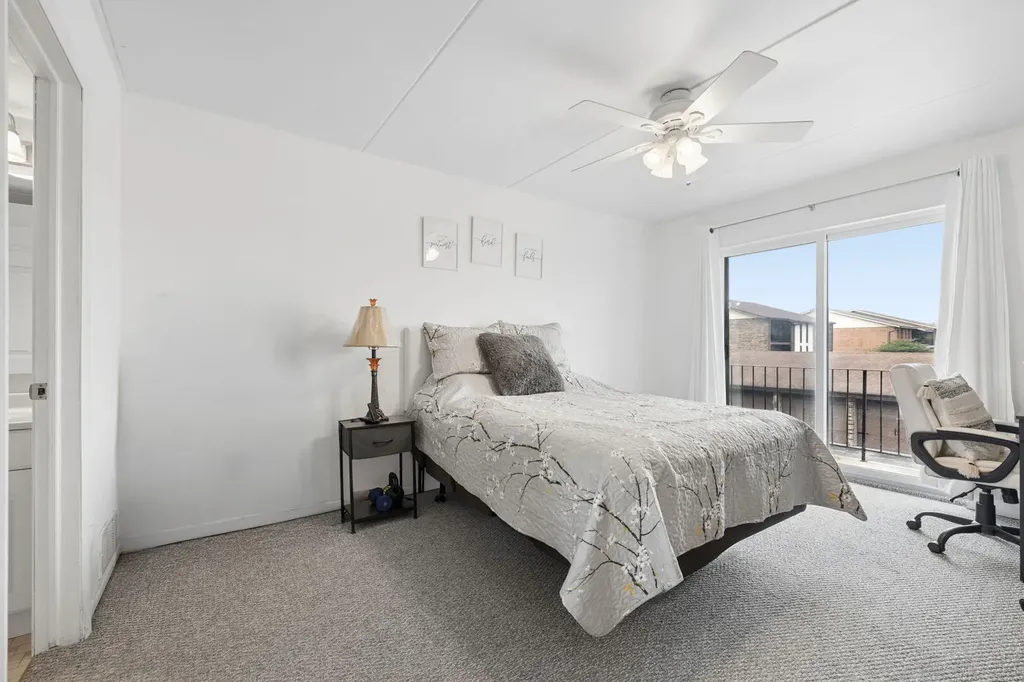 9949 Shady Lane Orland Park IL 60462