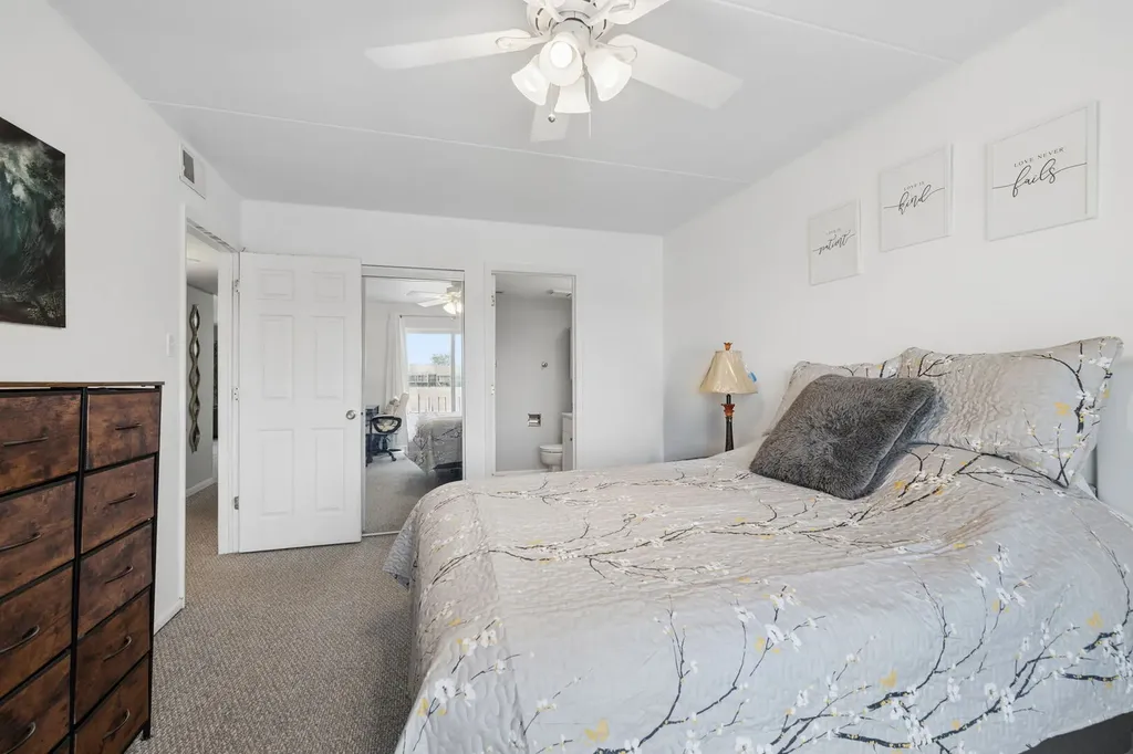 9949 Shady Lane Orland Park IL 60462
