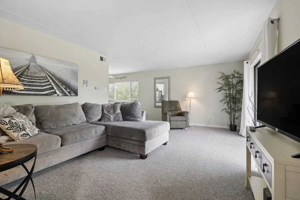 9949 Shady Lane Orland Park IL 60462