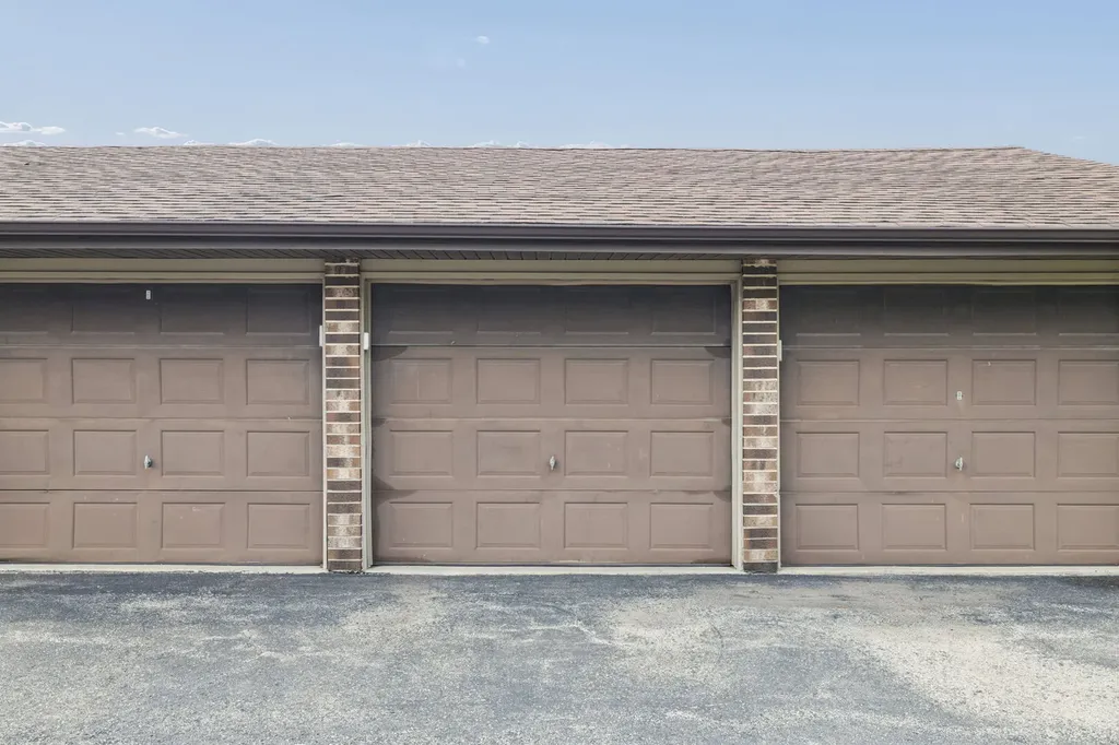 9949 Shady Lane Orland Park IL 60462