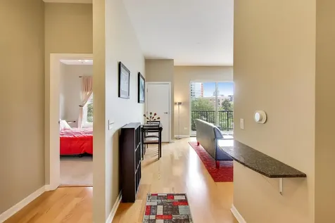 647 North Green Street Chicago IL 60642