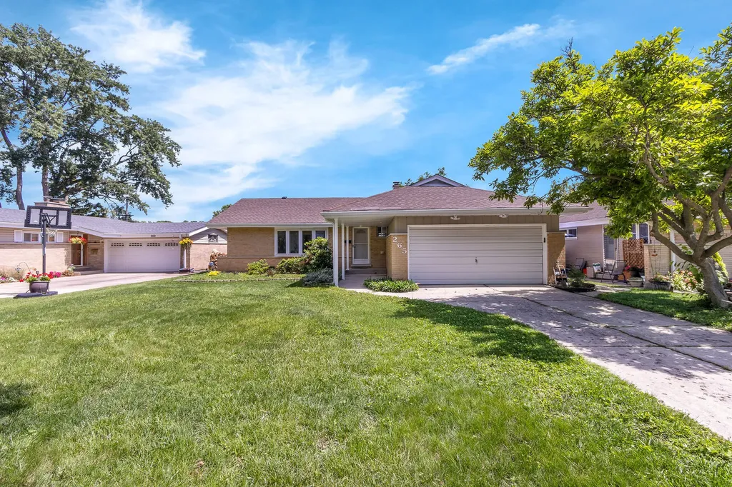 265 Terry Lane Villa Park IL 60181