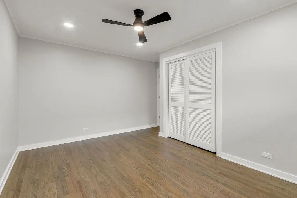 265 Terry Lane Villa Park IL 60181