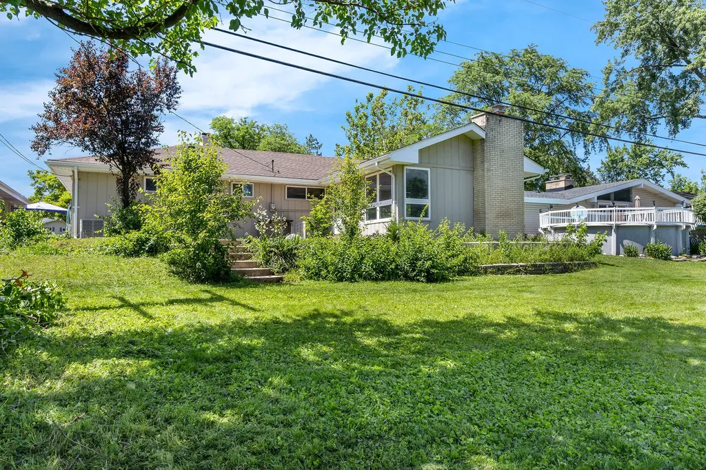 265 Terry Lane Villa Park IL 60181