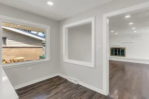 265 Terry Lane Villa Park IL 60181