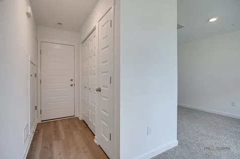 541 Yosemite Way Mundelein IL 60060