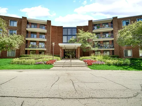 1415 East Central Road NE Arlington Heights IL 60005