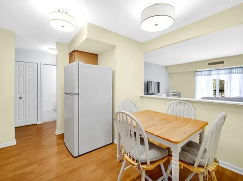 1415 East Central Road NE Arlington Heights IL 60005