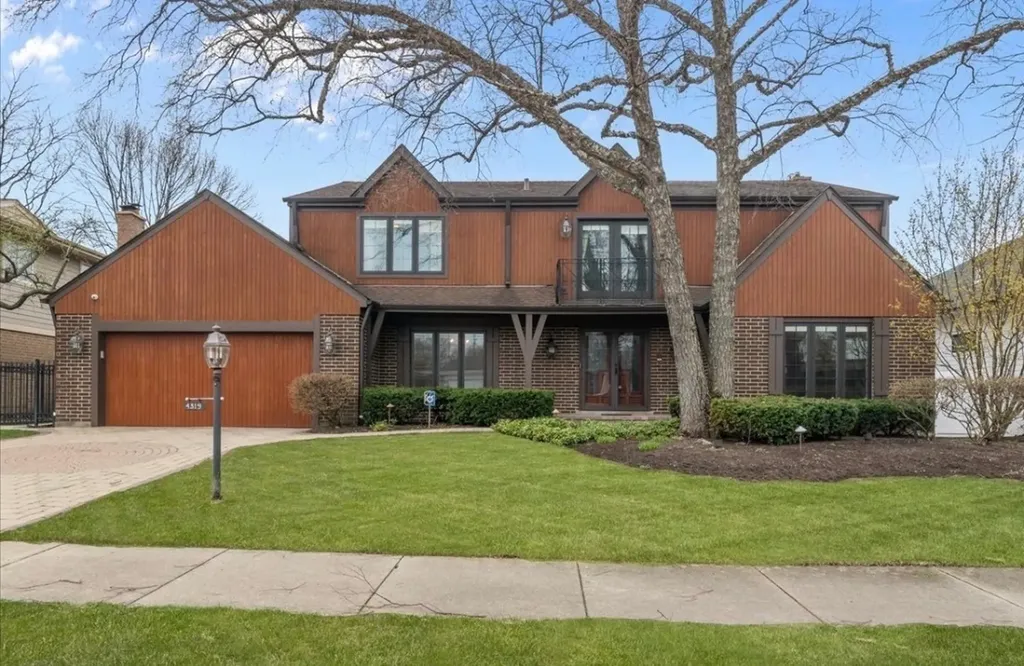 4319 Phyllis Drive Northbrook IL 60062