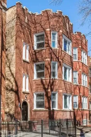 7734 South Essex Avenue Chicago IL 60649