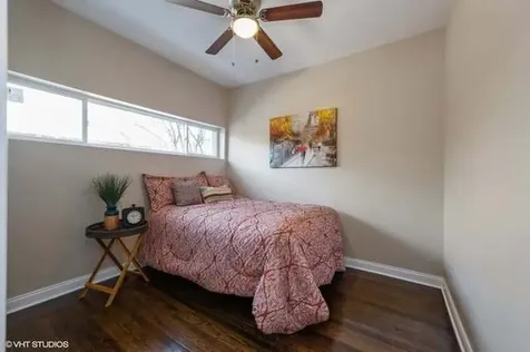 7734 South Essex Avenue Chicago IL 60649