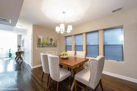 7734 South Essex Avenue Chicago IL 60649