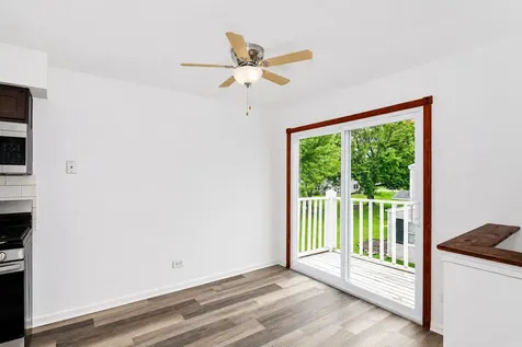 320 Joan Court Bartlett IL 60103