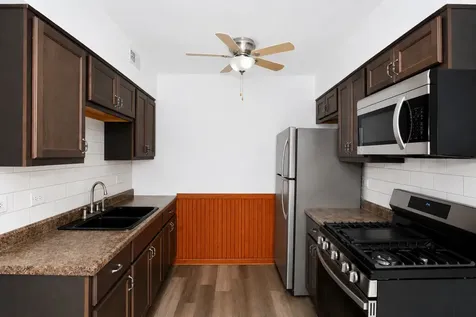 320 Joan Court Bartlett IL 60103
