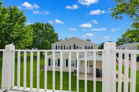 320 Joan Court Bartlett IL 60103
