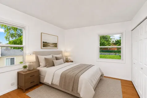 320 Joan Court Bartlett IL 60103