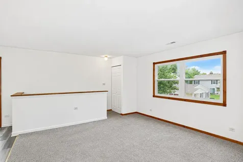 320 Joan Court Bartlett IL 60103