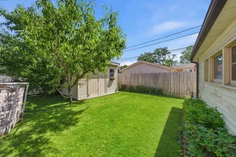 9937 Mulberry Avenue Oak Lawn IL 60453