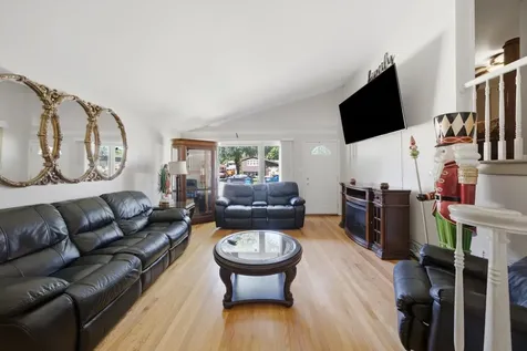9937 Mulberry Avenue Oak Lawn IL 60453