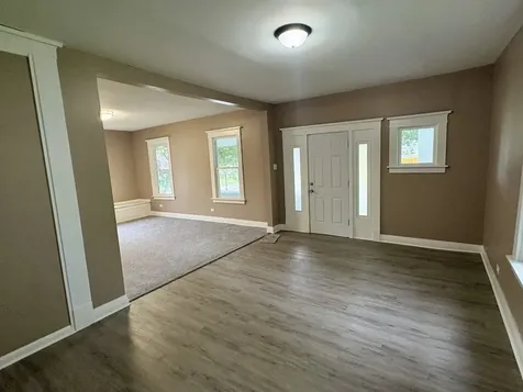 396 South Rosewood Avenue Kankakee IL 60901