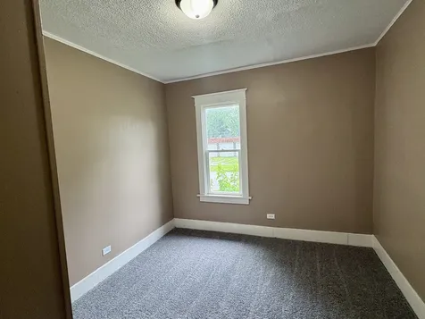 396 South Rosewood Avenue Kankakee IL 60901