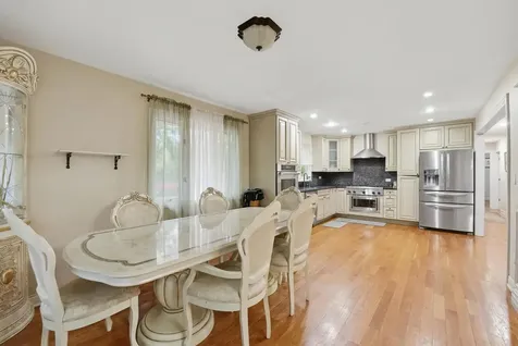 21 Sequoia Road Hawthorn Woods IL 60047