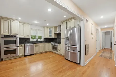 21 Sequoia Road Hawthorn Woods IL 60047