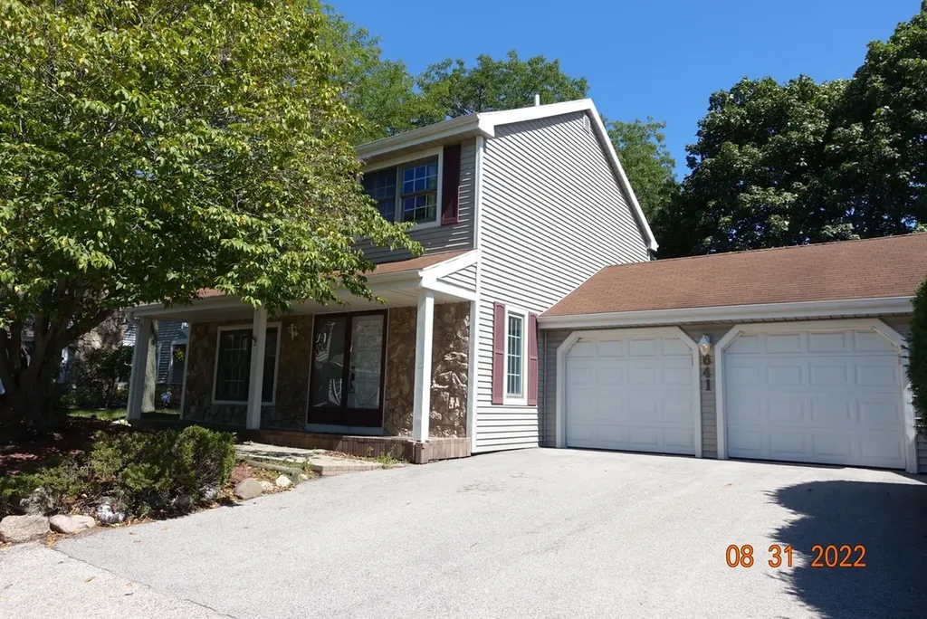 641 Dordan Court Gurnee IL 60031