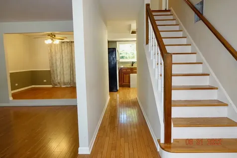 641 Dordan Court Gurnee IL 60031