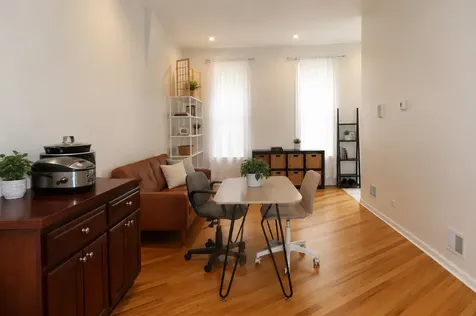 2148 West Erie Street Chicago IL 60622