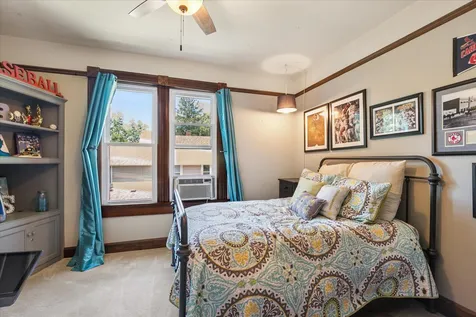 151 Park Avenue Grayslake IL 60030