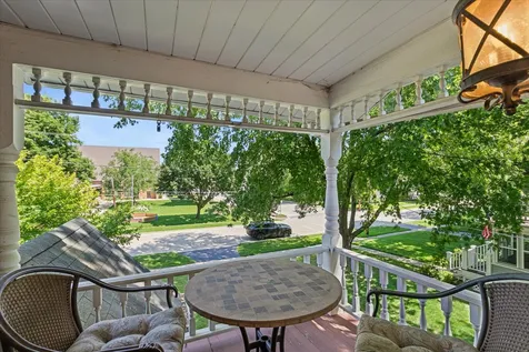 151 Park Avenue Grayslake IL 60030