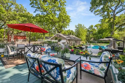 151 Park Avenue Grayslake IL 60030