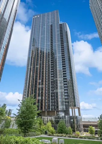 211 North Harbor Drive Chicago IL 60601
