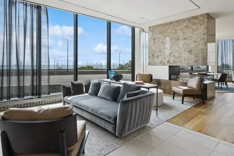 211 North Harbor Drive Chicago IL 60601