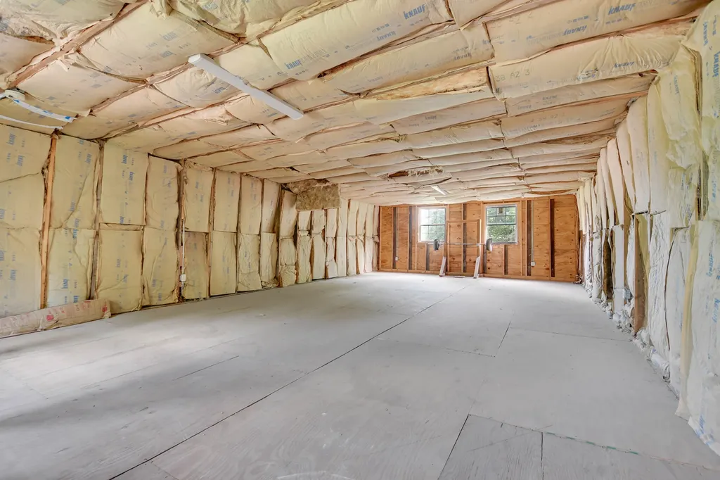 12851 Clinton Street Blue Island IL 60406