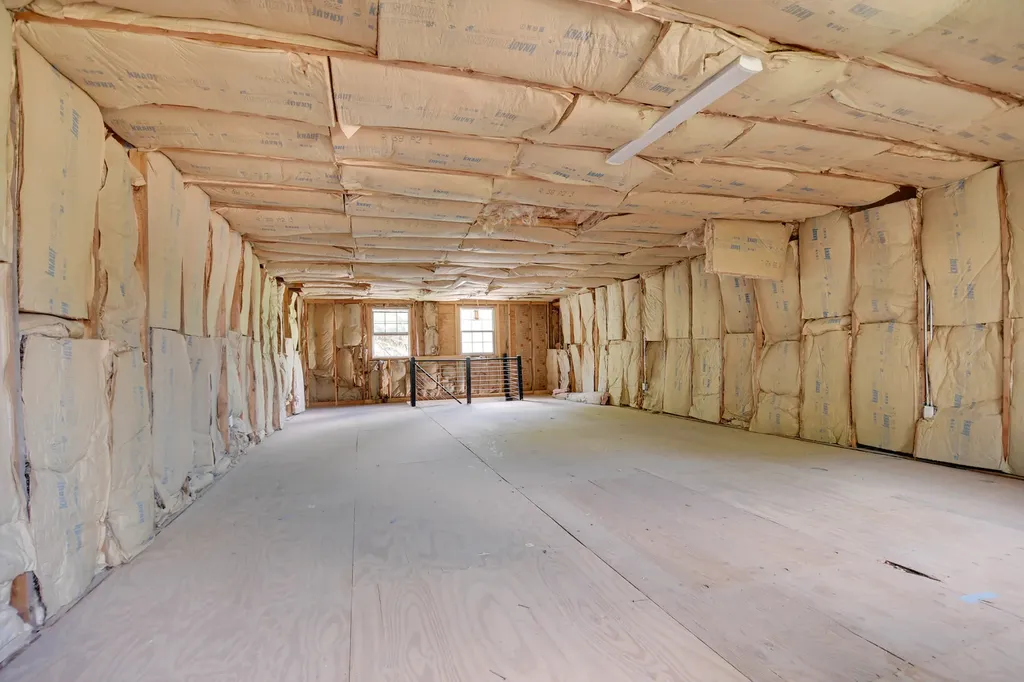 12851 Clinton Street Blue Island IL 60406
