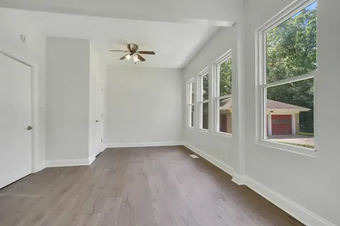 12851 Clinton Street Blue Island IL 60406