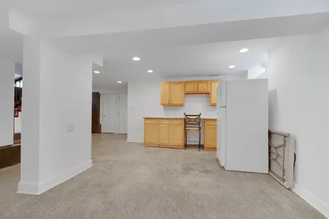 12851 Clinton Street Blue Island IL 60406