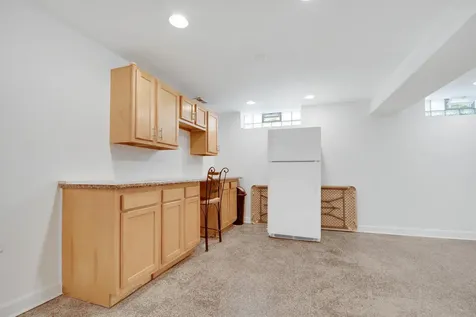 12851 Clinton Street Blue Island IL 60406