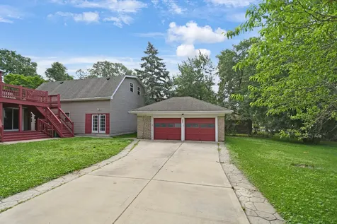 12851 Clinton Street Blue Island IL 60406