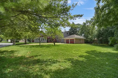 12851 Clinton Street Blue Island IL 60406