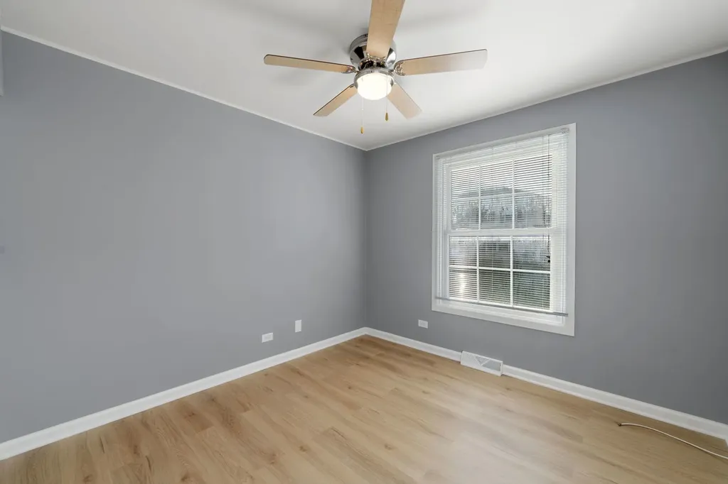 413 Sidney Avenue Glendale Heights IL 60139