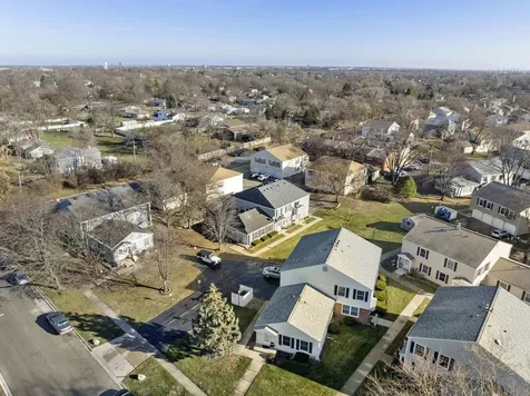 413 Sidney Avenue Glendale Heights IL 60139
