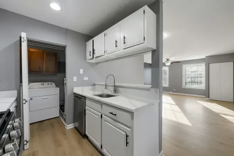 413 Sidney Avenue Glendale Heights IL 60139